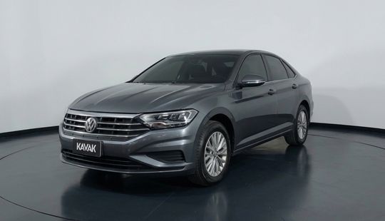 Volkswagen • Jetta