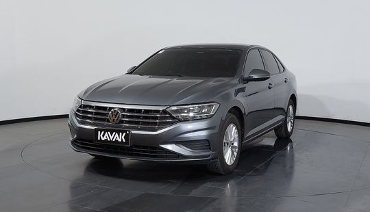 Volkswagen • Jetta