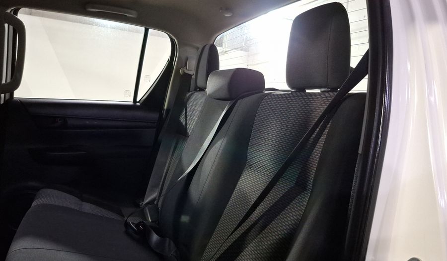 Toyota Hilux 2.7 DOBLE CABINA SR (D-CAB MID) Pickup 2020