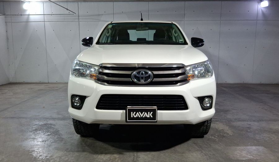Toyota Hilux 2.7 DOBLE CABINA SR (D-CAB MID) Pickup 2020