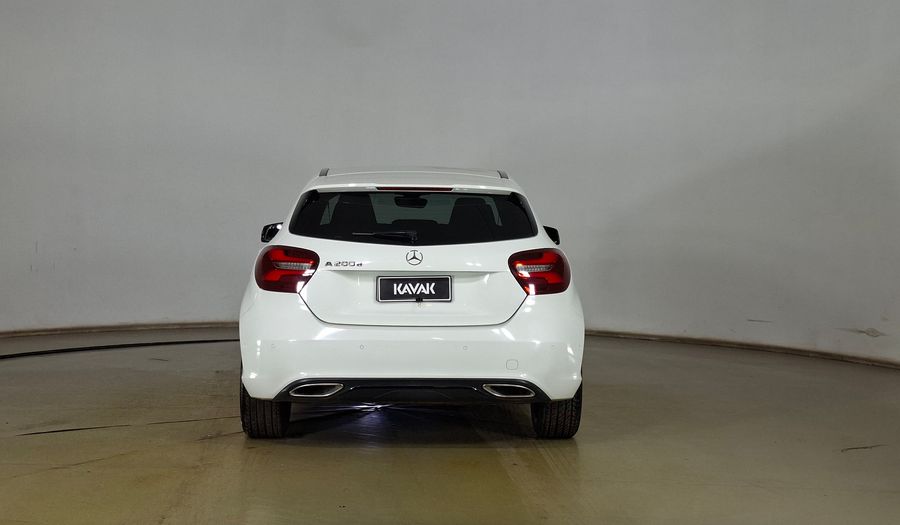 Mercedes Benz Clase A 2.1 200 CDI DCT Hatchback 2017