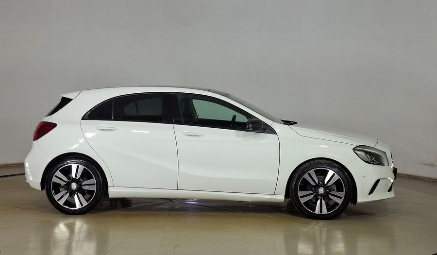 Mercedes Benz Clase A 2.1 200 CDI DCT Hatchback 2017