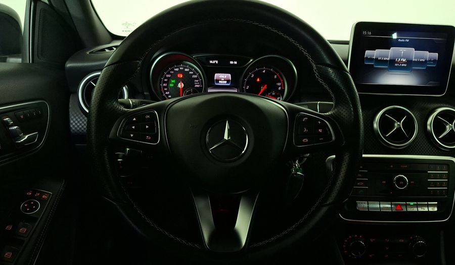 Mercedes Benz Clase A 2.1 200 CDI DCT Hatchback 2017