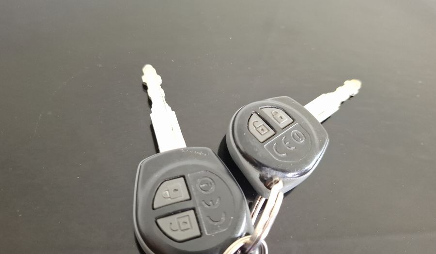 Suzuki Swift 1.4 GL AUTO Hatchback 2013