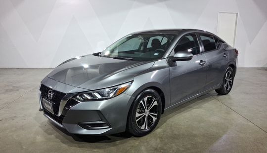 Nissan • Sentra