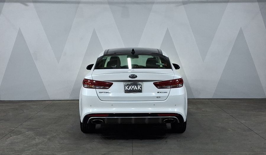 Kia Optima 2.0 TURBO GDI SX AT Sedan 2016