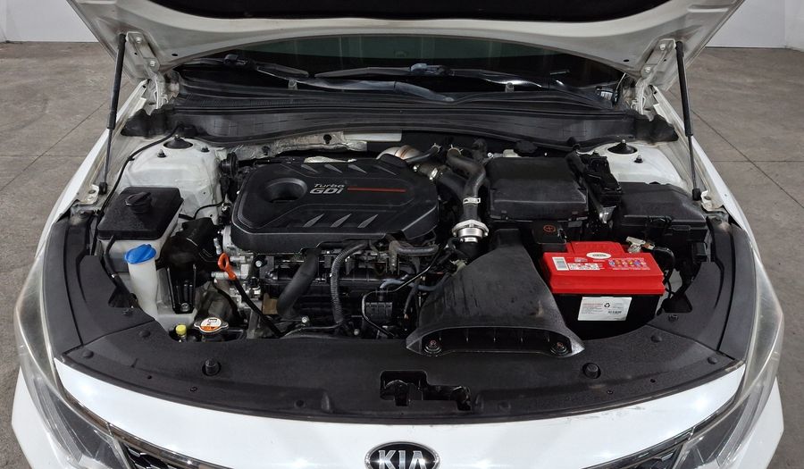 Kia Optima 2.0 TURBO GDI SX AT Sedan 2016