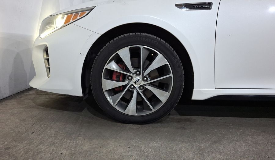 Kia Optima 2.0 TURBO GDI SX AT Sedan 2016