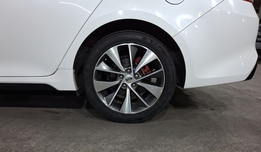 Kia Optima 2.0 TURBO GDI SX AT Sedan 2016