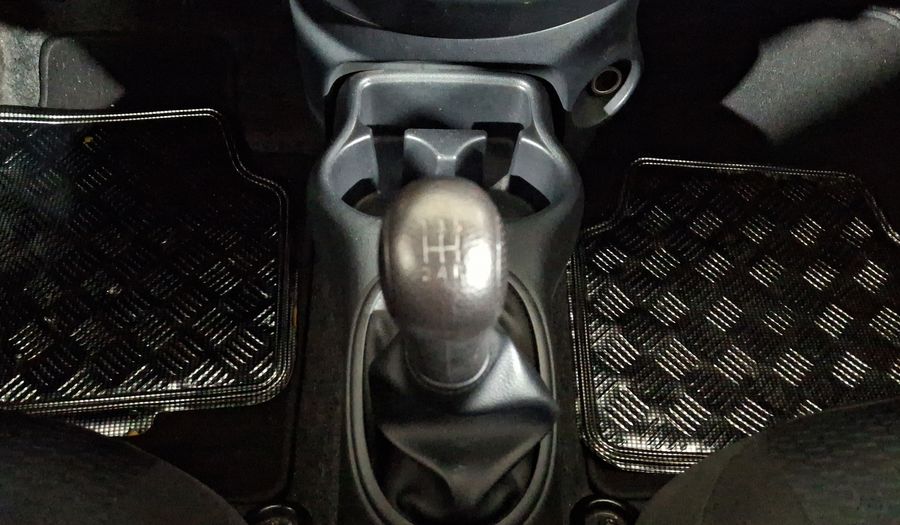 Nissan March 1.6 ACTIVE ABS Hatchback 2019