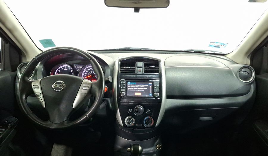 Nissan Versa 1.6 EXCLUSIVE AUTO Sedan 2017