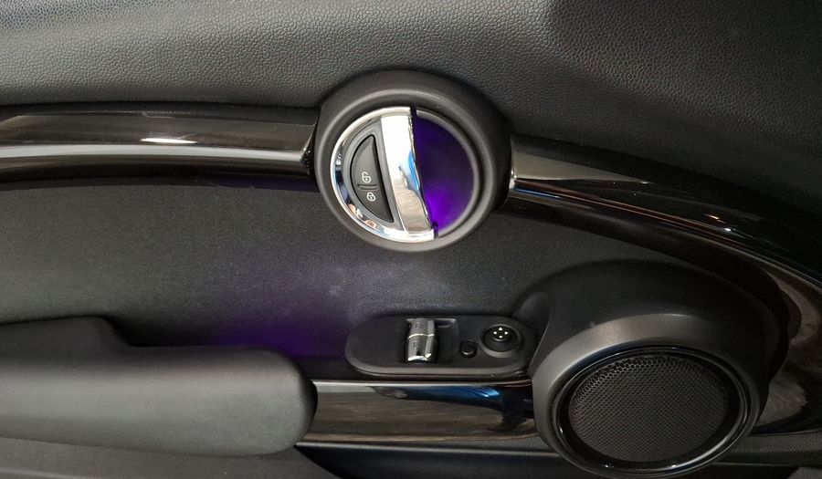 Mini Cooper 1.5 COOPER CHILI AT Hatchback 2017