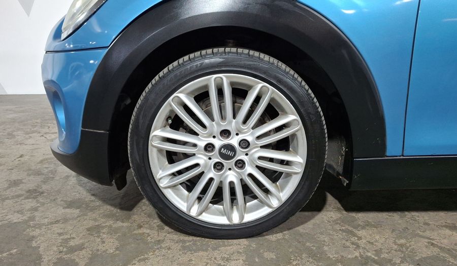 Mini Cooper 1.5 COOPER CHILI AT Hatchback 2017