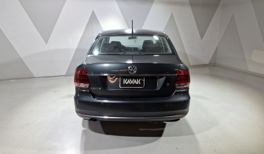 Volkswagen Vento 1.6 COMFORTLINE TIPTRONIC Sedan 2016