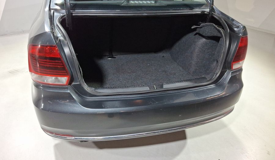 Volkswagen Vento 1.6 COMFORTLINE TIPTRONIC Sedan 2016
