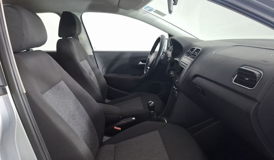 Volkswagen Polo 1.6 STD. Hatchback 2018