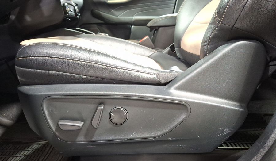 Ford Escape 2.5 HEV TITANIUM CVT Suv 2022