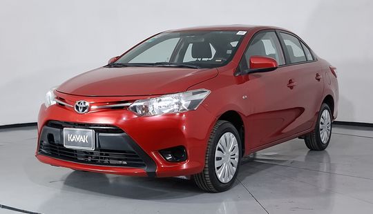 Toyota • Yaris
