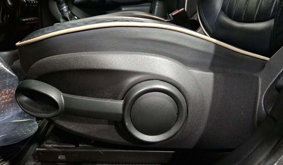 Mini Countryman 1.6 COOPER S HOT CHILI AT Hatchback 2013