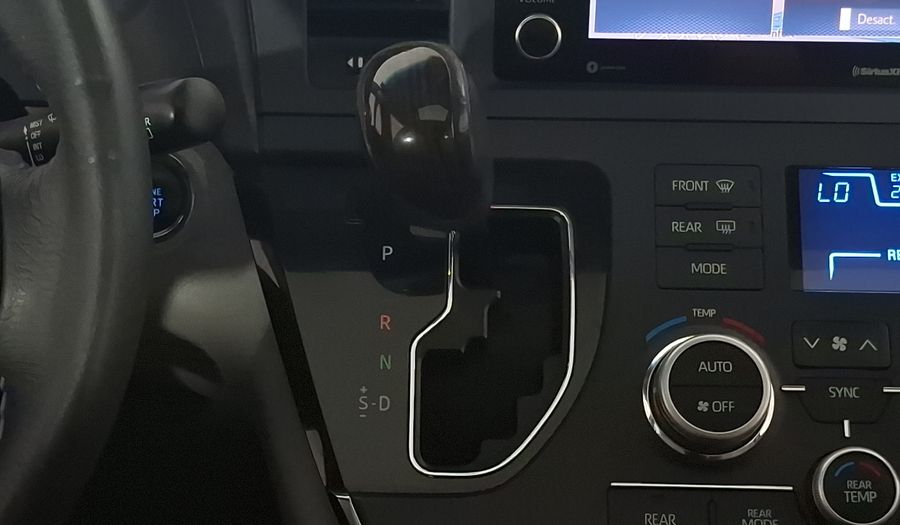 Toyota Sienna 3.5 XLE PIEL AT Minivan 2018