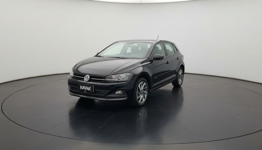 Volkswagen • Polo