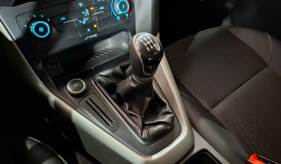 Ford Focus Iii 1.6 S Hatchback 2016