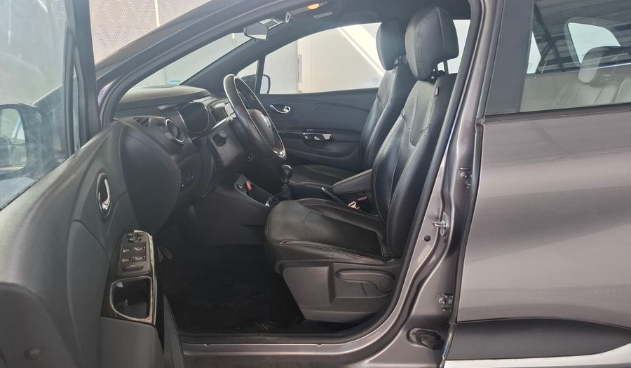 Renault Captur 2.0 INTENS Suv 2022