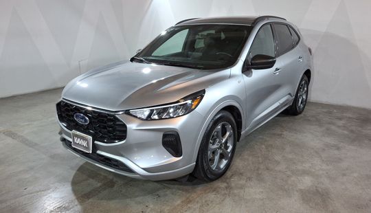 Ford • Escape