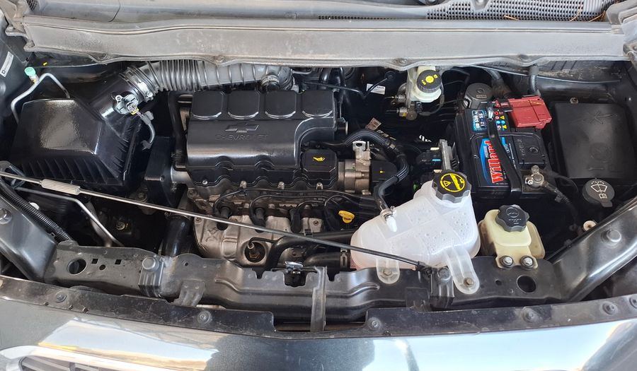 Chevrolet Spin 1.8 LT 5S Minivan 2016