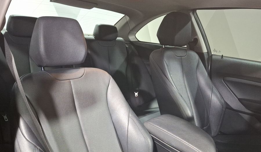 Bmw Serie 2 2.0 220IA SPORT LINE Coupe 2016