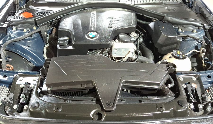 Bmw Serie 2 2.0 220IA SPORT LINE Coupe 2016