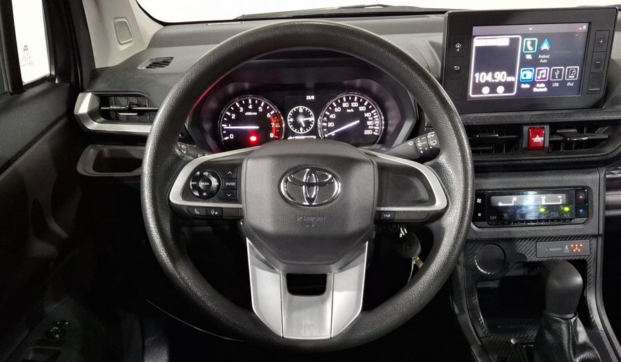 Toyota Avanza 1.5 XLE CVT Minivan 2024