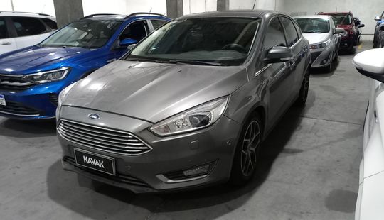 Ford • Focus III