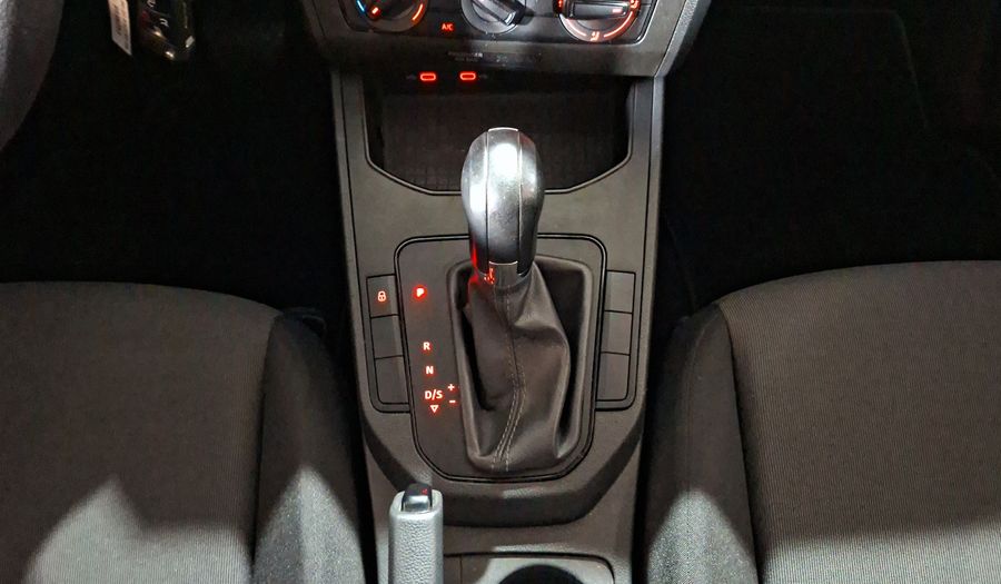 Seat Ibiza 1.6 REFERENCE AUTO Hatchback 2021
