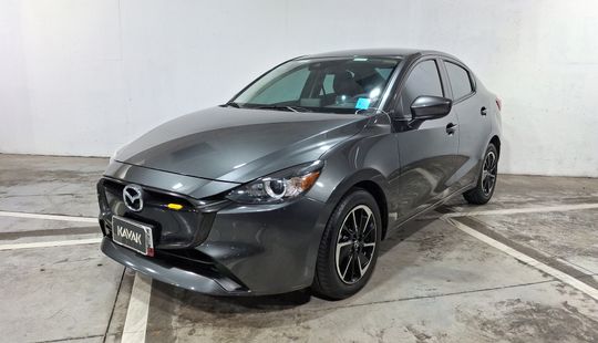 Mazda • Mazda 2