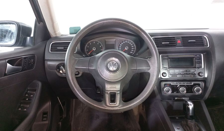 Volkswagen Jetta 2.5 STYLE ACTIVE TIPTRONIC Sedan 2014