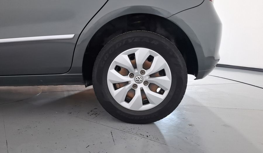 Volkswagen Gol 1.6 5 PTAS. CL A/A Hatchback 2016
