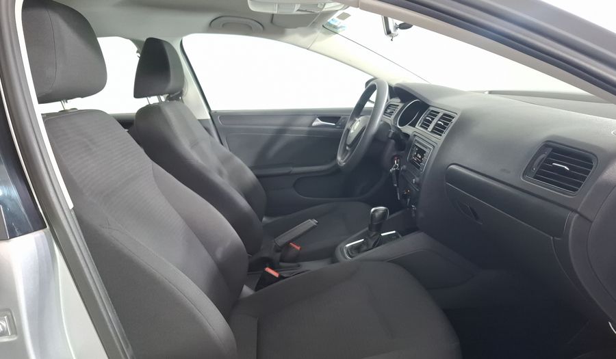 Volkswagen Jetta 2.0 TIP Sedan 2016