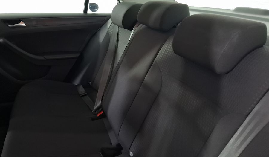 Volkswagen Jetta 2.0 TIP Sedan 2016