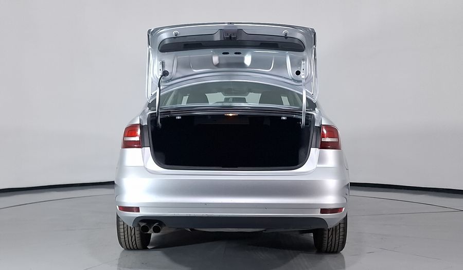 Volkswagen Jetta 2.0 TIP Sedan 2016