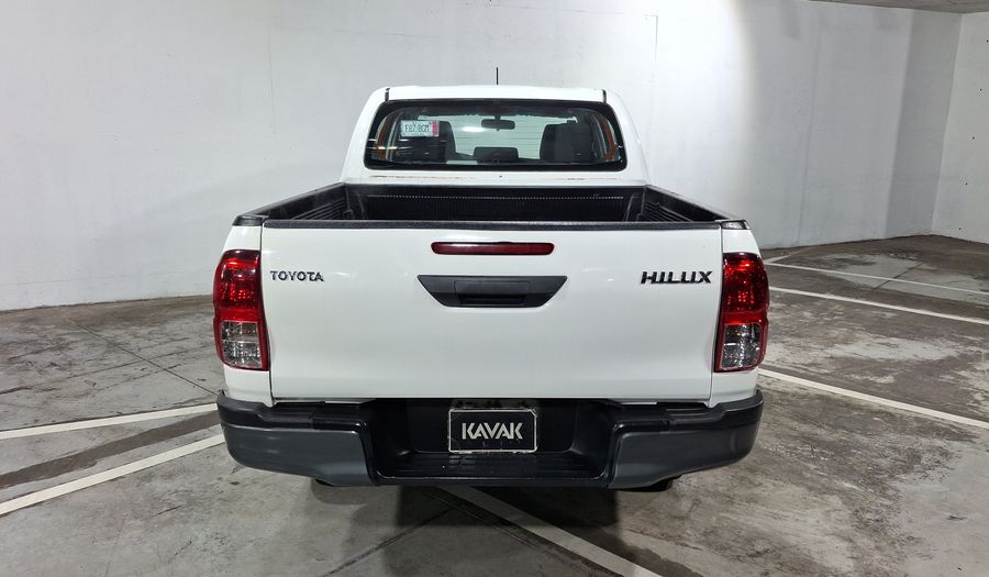 Toyota Hilux 2.7 BASE DOBLE CABINA Pickup 2021