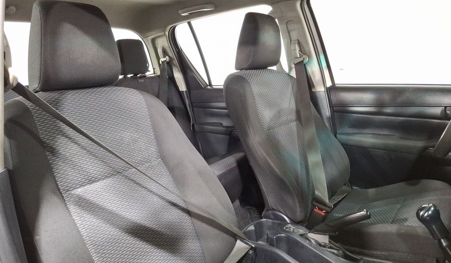 Toyota Hilux 2.7 BASE DOBLE CABINA Pickup 2021