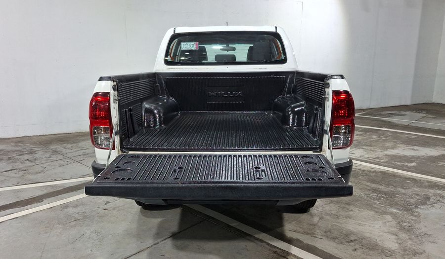 Toyota Hilux 2.7 BASE DOBLE CABINA Pickup 2021
