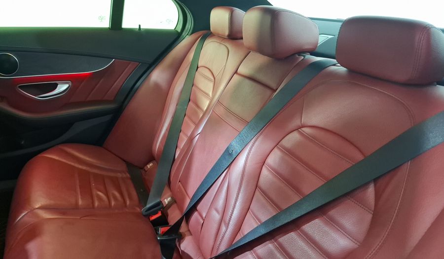 Mercedes Benz Clase C 2.0 300 SPORT AUTO Sedan 2019