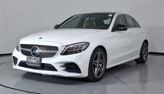 Mercedes Benz • Clase C