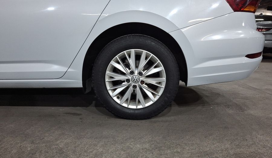 Volkswagen Jetta 1.4 COMFORTLINE Sedan 2019