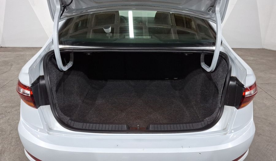 Volkswagen Jetta 1.4 COMFORTLINE Sedan 2019
