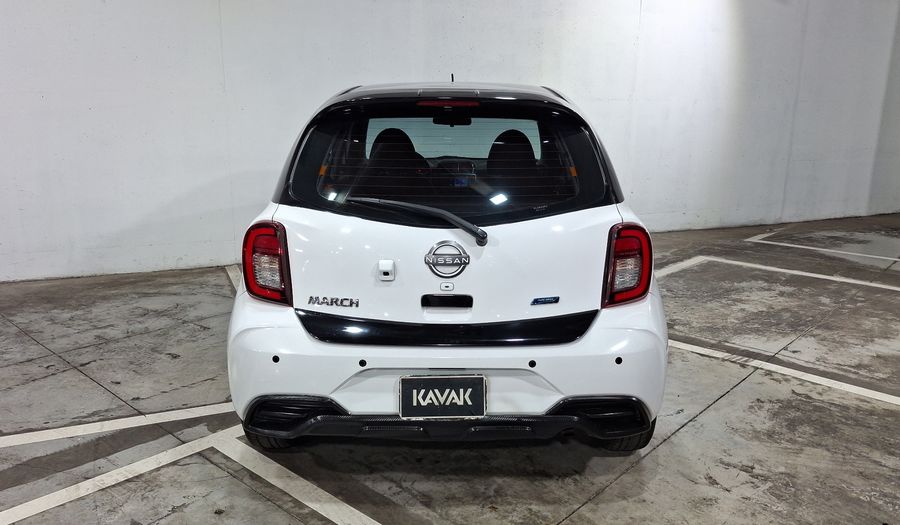 Nissan March 1.6 EXCLUSIVE BI-TONO AUTO Hatchback 2019