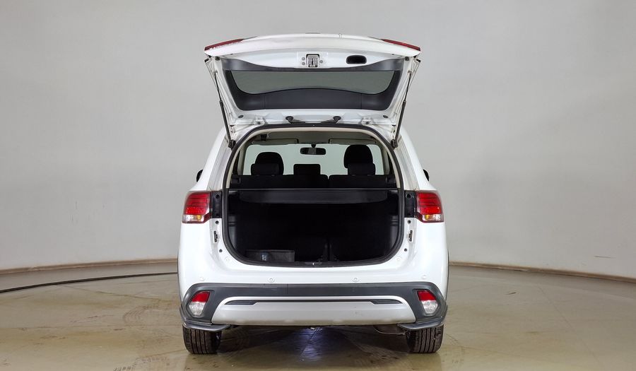 Mitsubishi Outlander 2.0 CVT Suv 2020