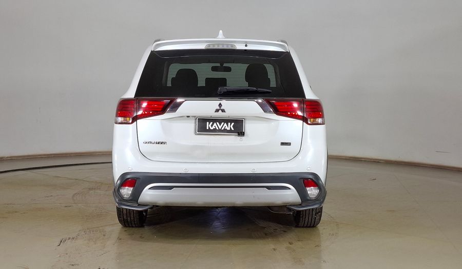 Mitsubishi Outlander 2.0 CVT Suv 2020